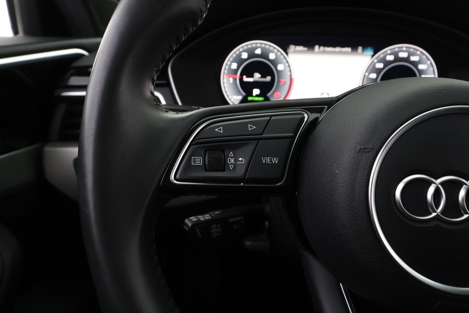 AUDI A4 allroad quattro 2020