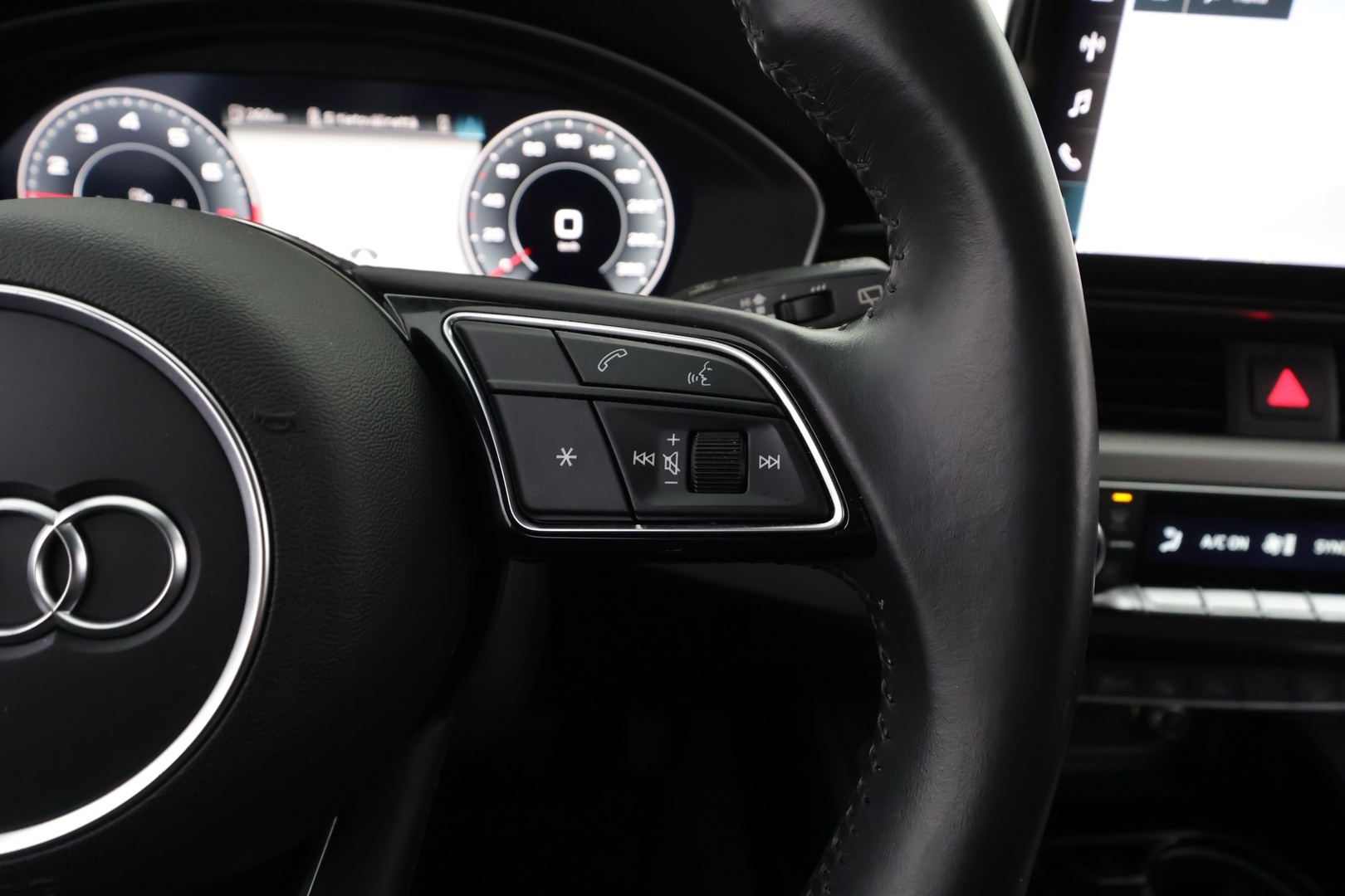 AUDI A4 allroad quattro 2020