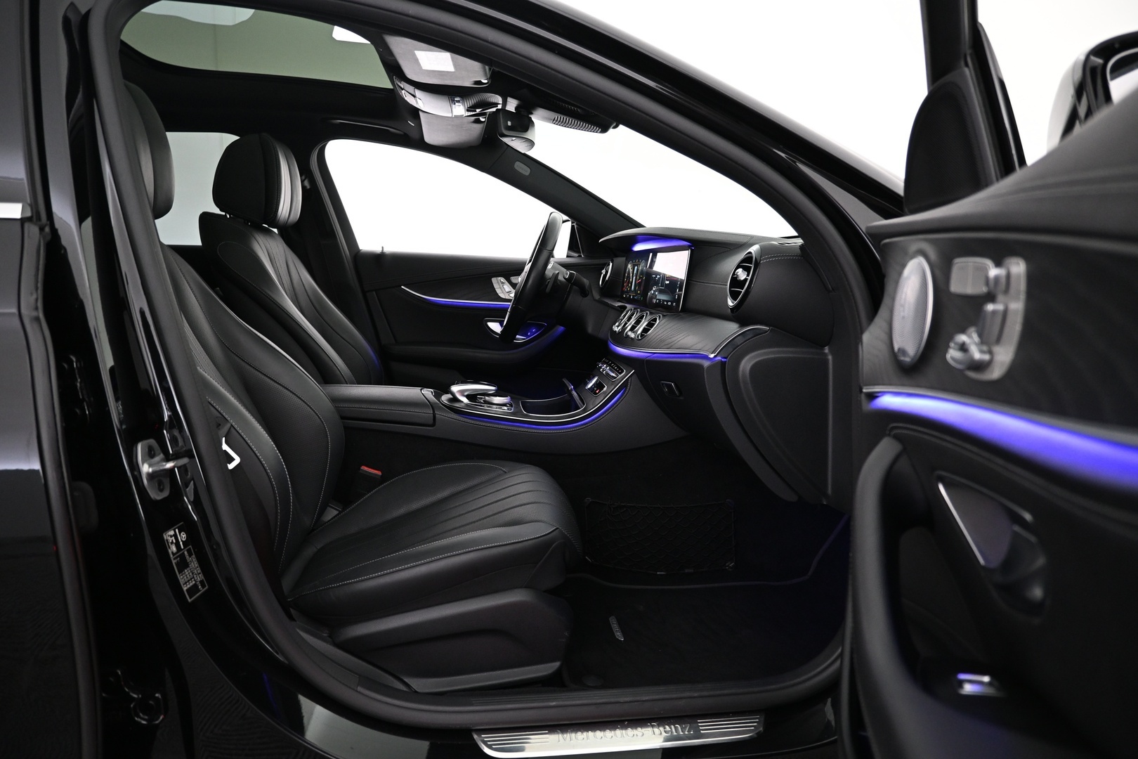 MERCEDES-BENZ E 2019