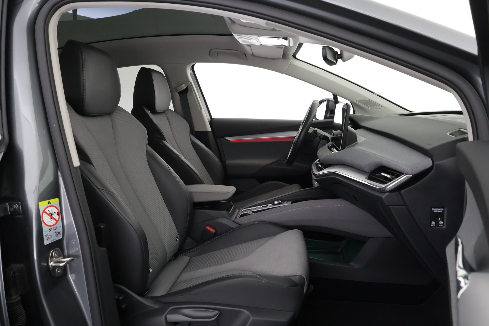 SKODA Enyaq 2023