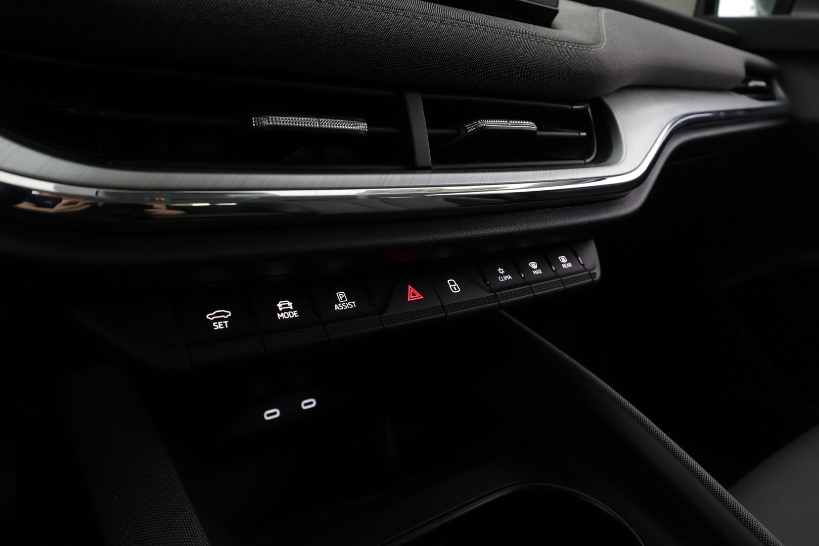 SKODA Enyaq 2023
