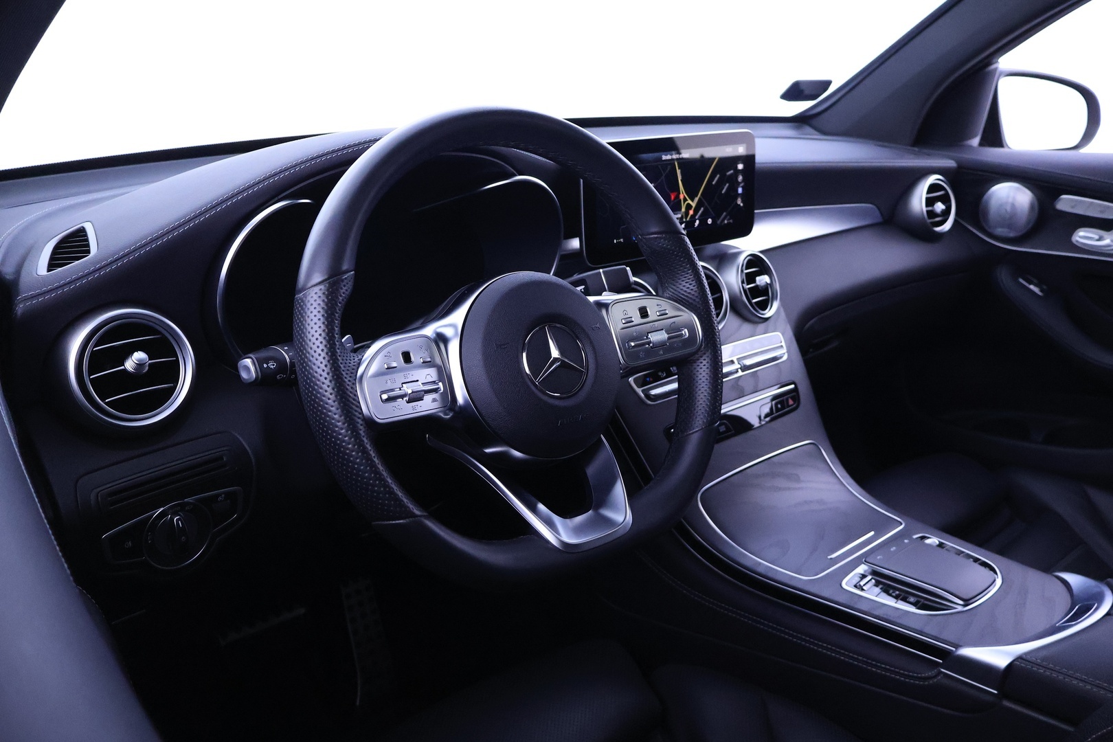 MERCEDES-BENZ GLC 2020