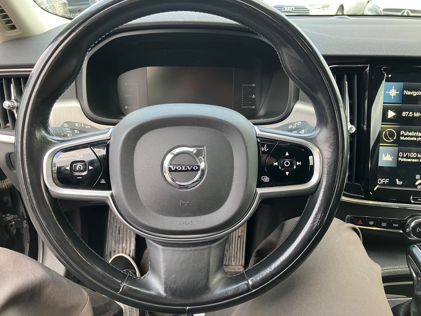 VOLVO V90 2017