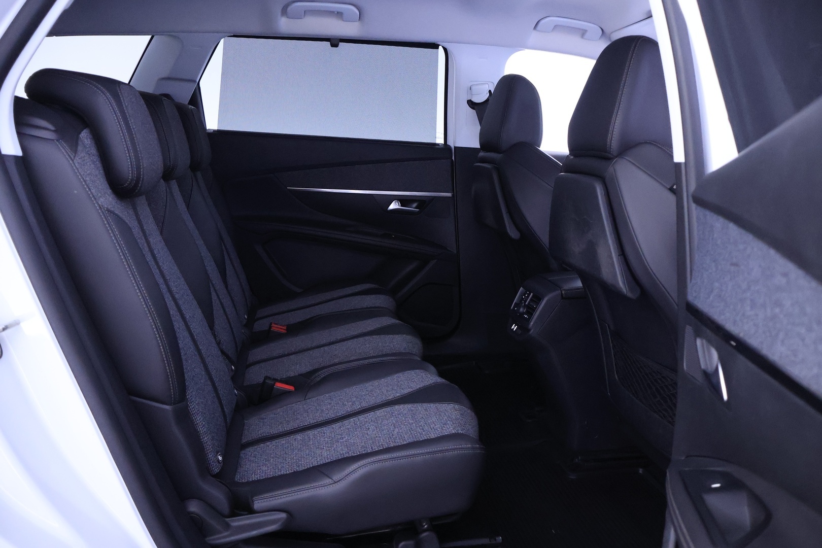PEUGEOT 5008 2018