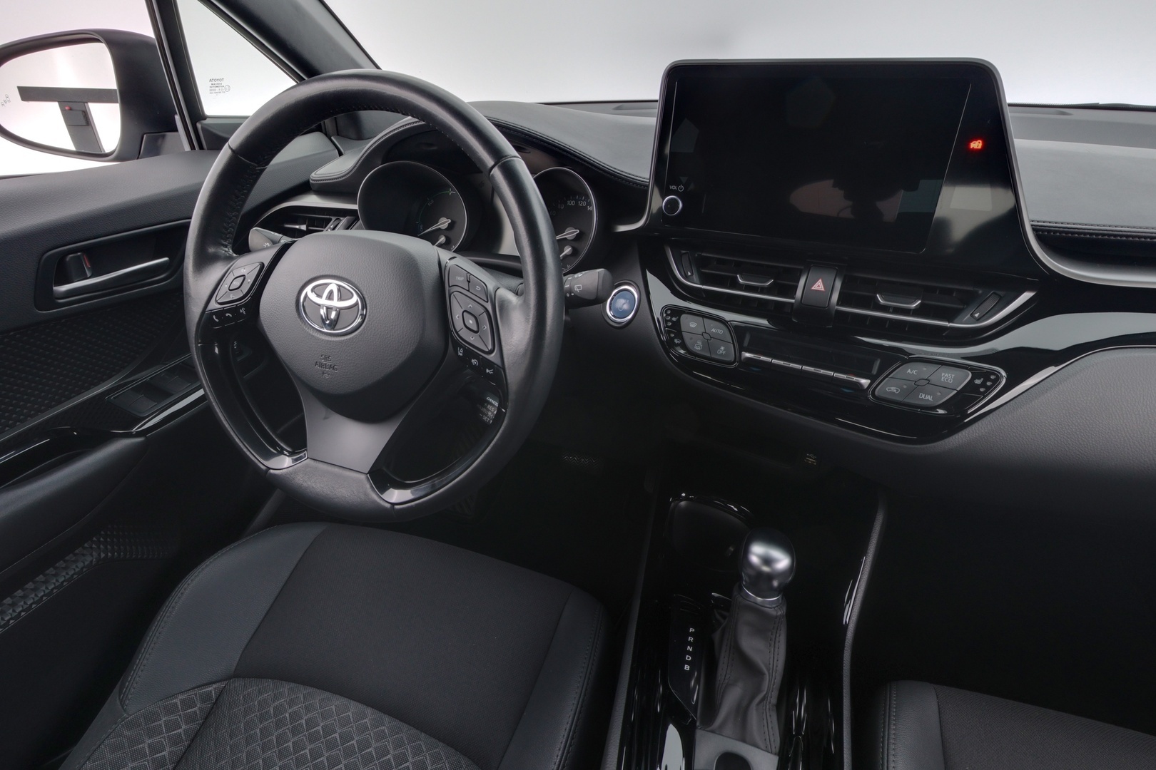 TOYOTA C-HR 2022