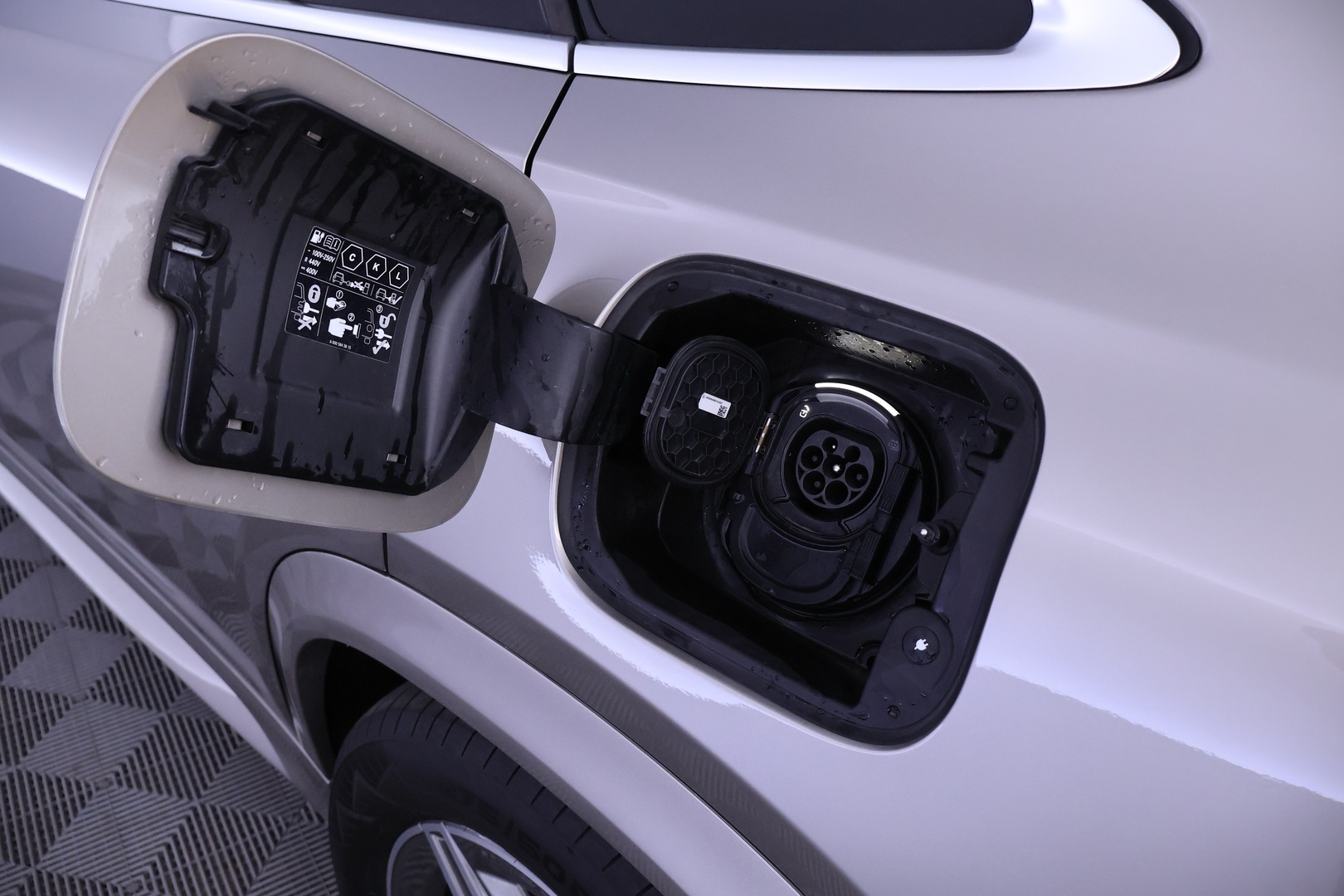 MERCEDES-BENZ GLE 2022