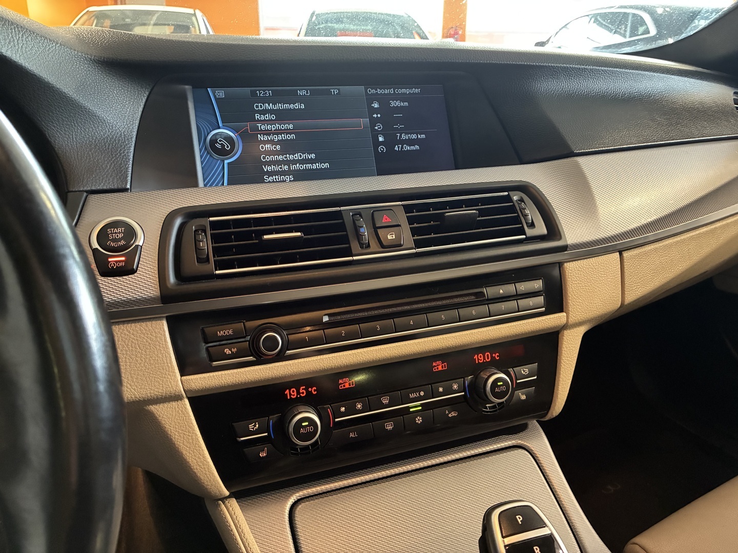 BMW 530 2011
