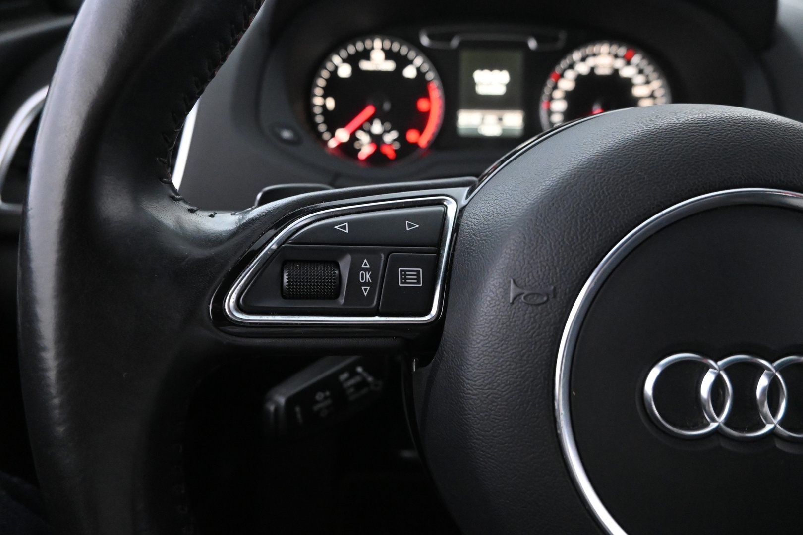 AUDI Q3 2012