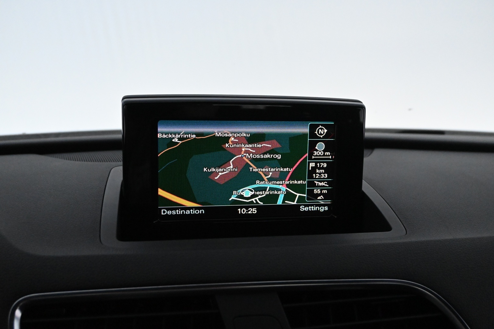 AUDI Q3 2012