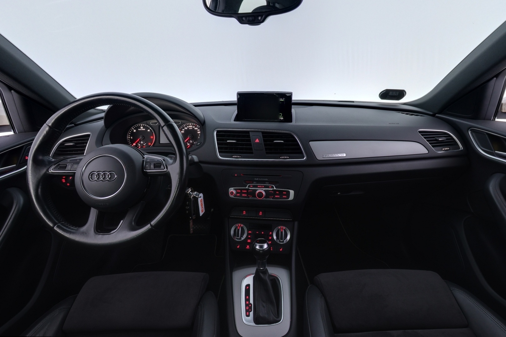 AUDI Q3 2012