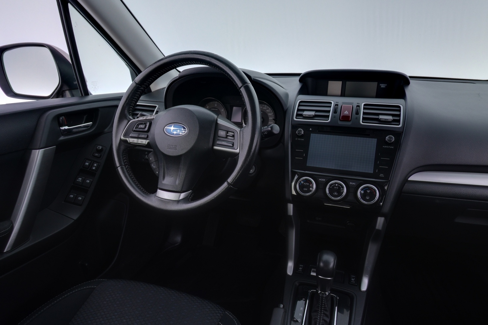 SUBARU Forester 2015