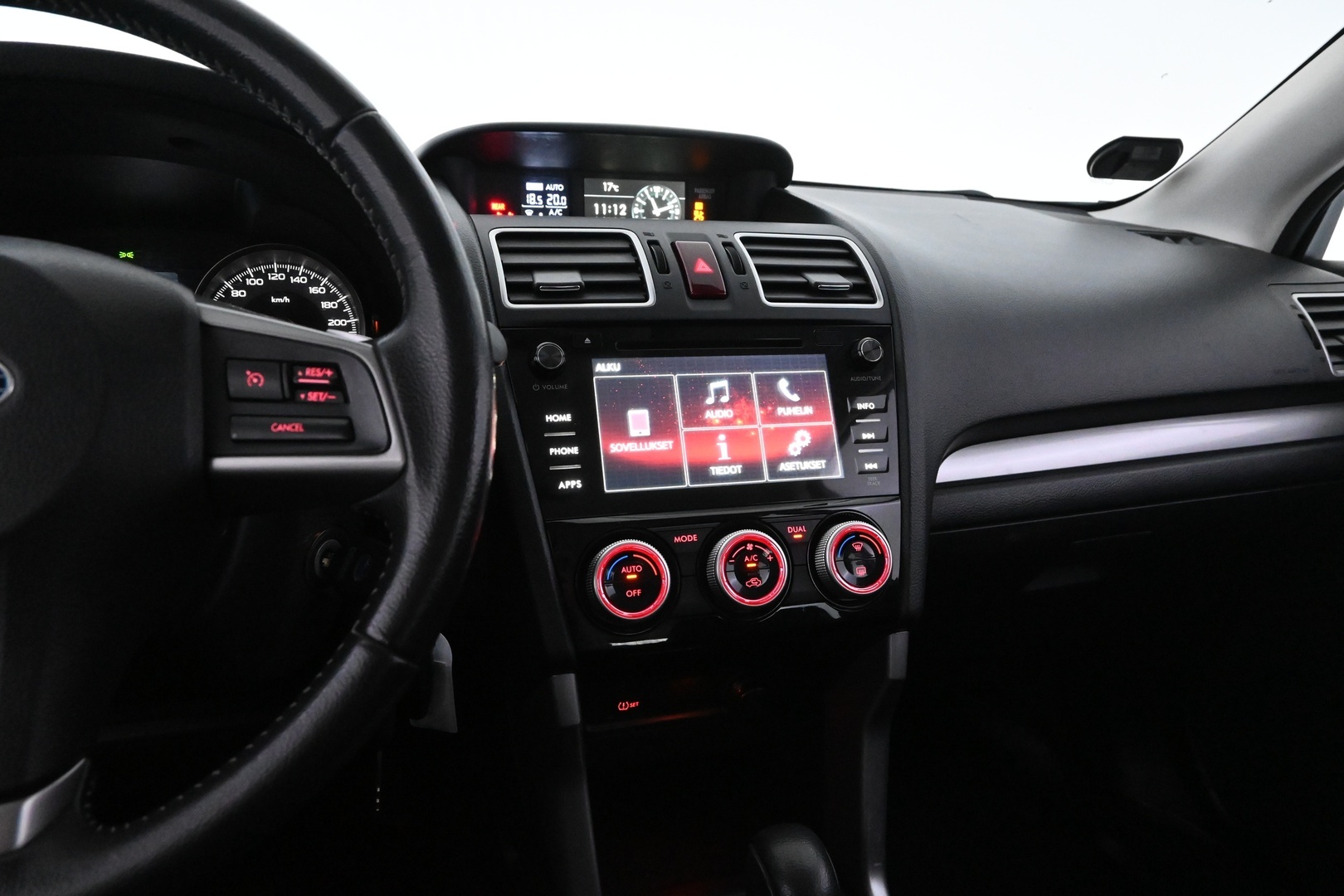 SUBARU Forester 2015