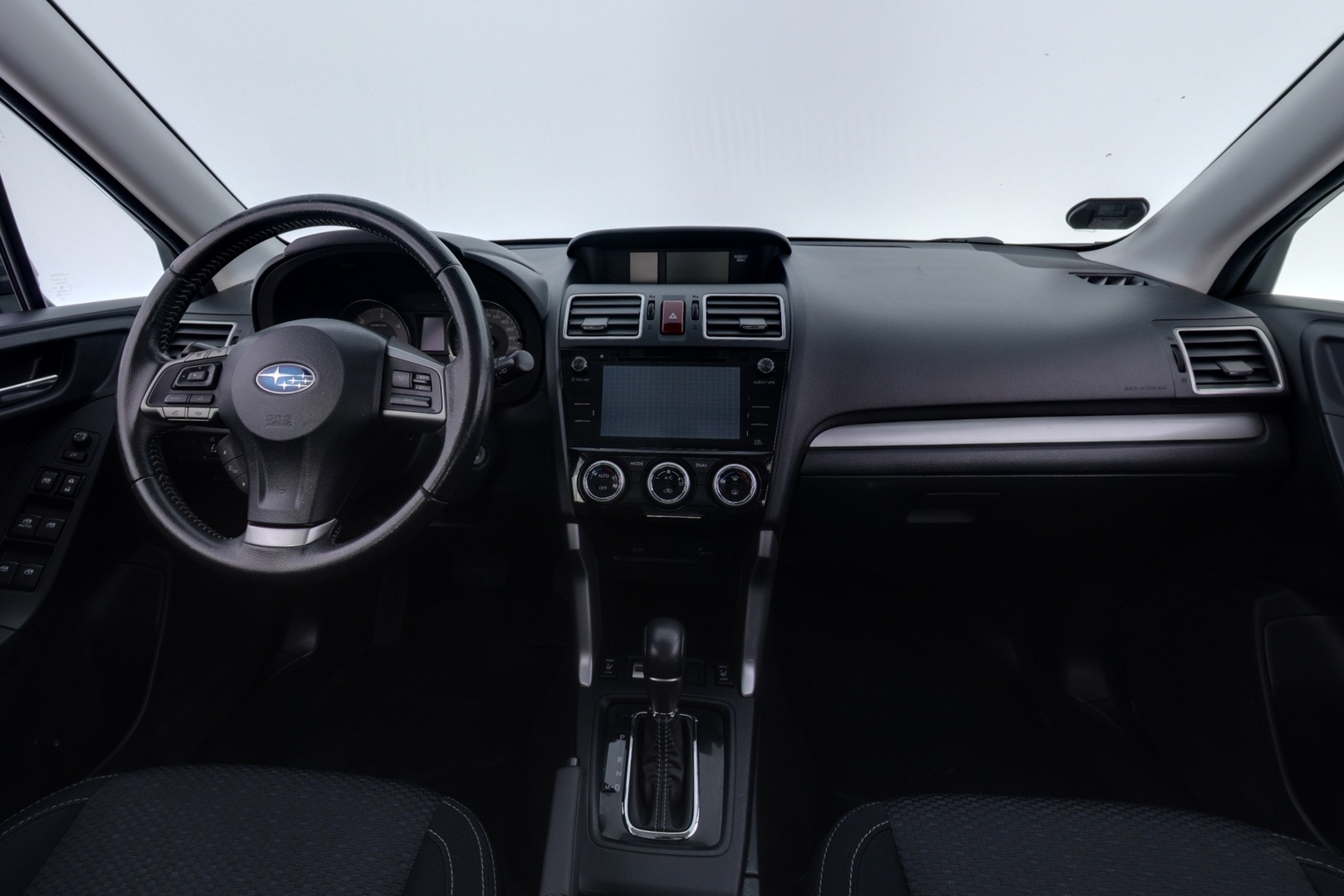 SUBARU Forester 2015