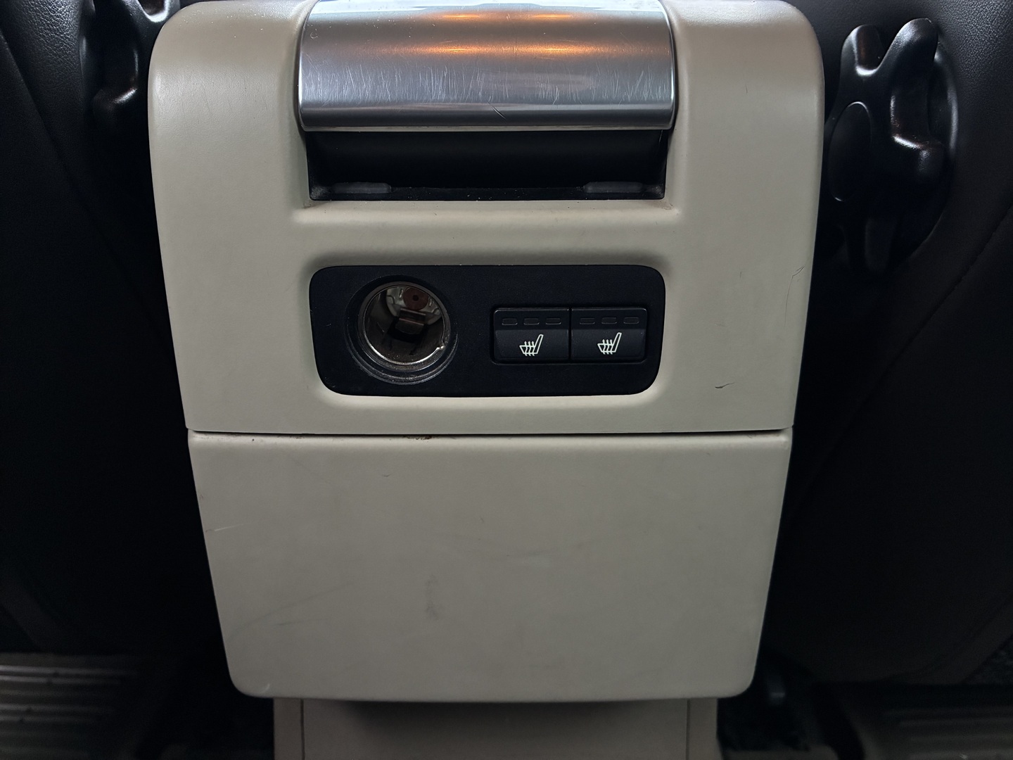VOLVO XC70 2010
