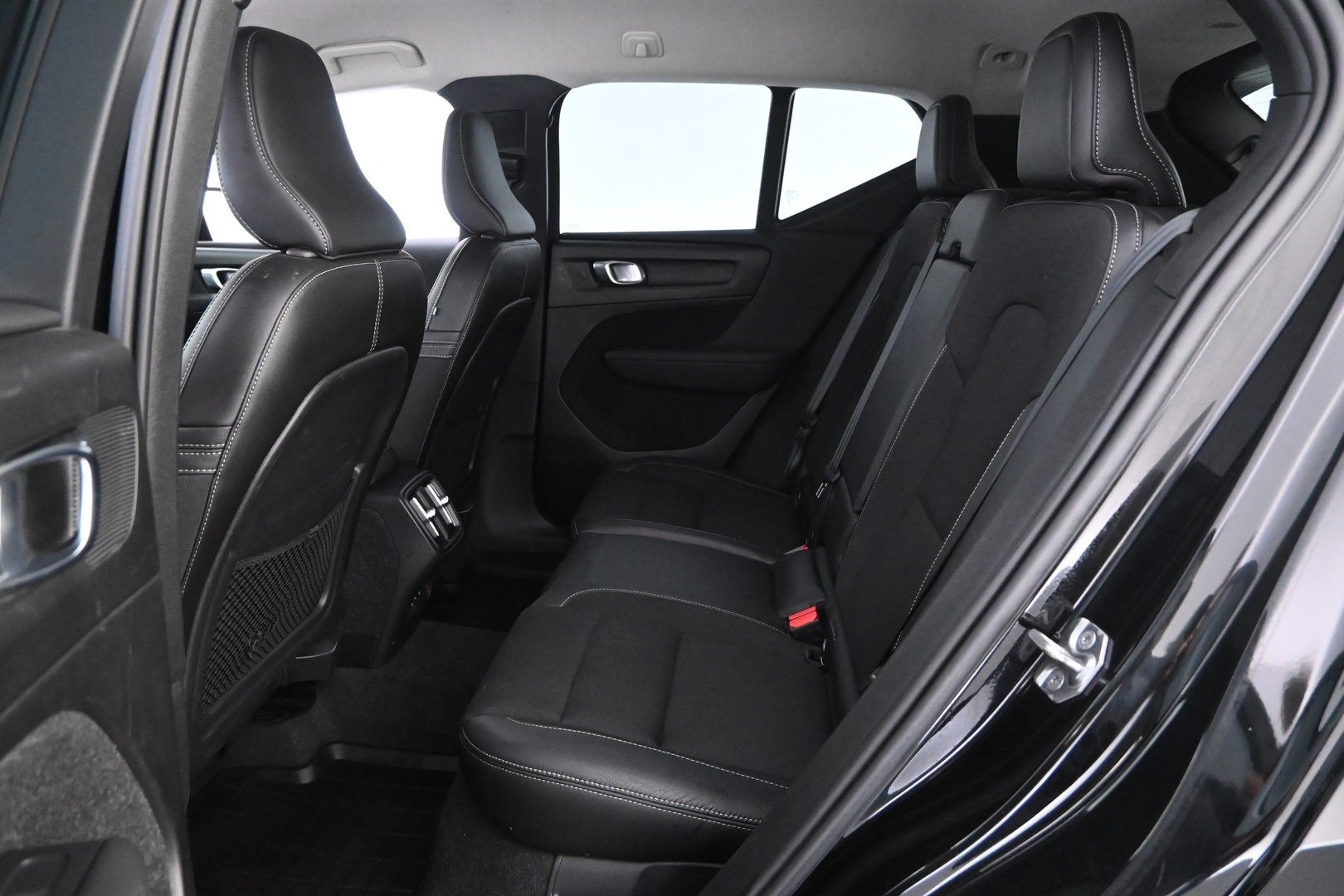 VOLVO XC40 2020