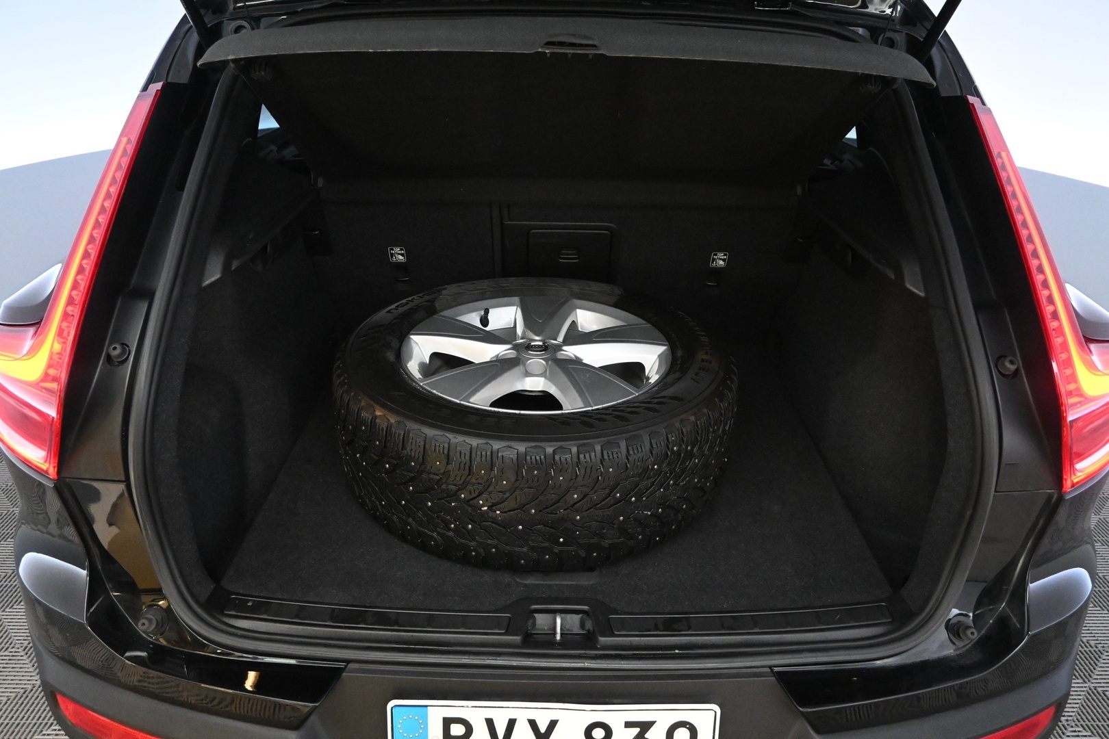 VOLVO XC40 2020