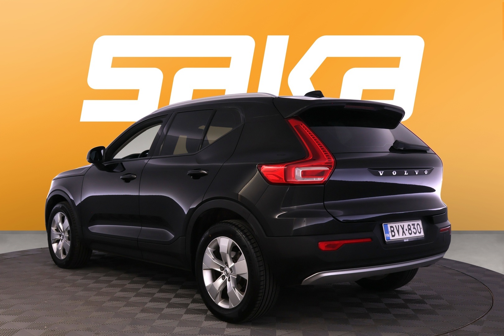 VOLVO XC40 2020