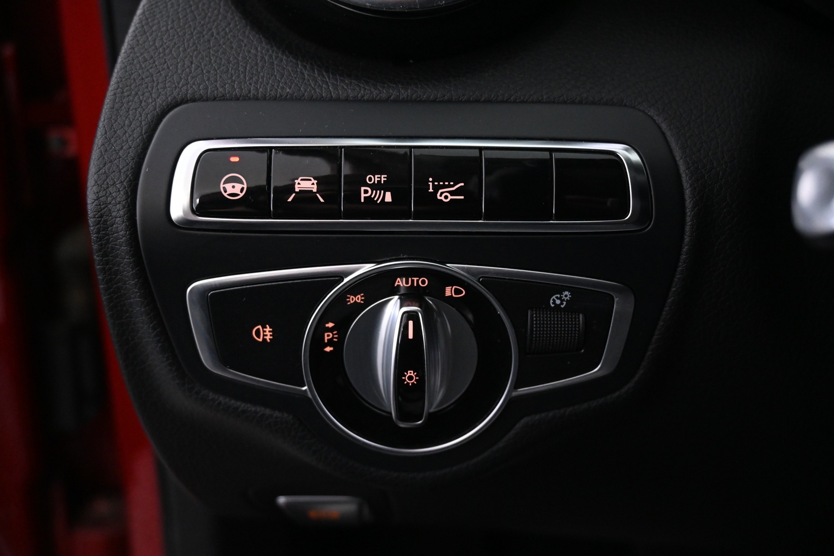 MERCEDES-BENZ C 2016