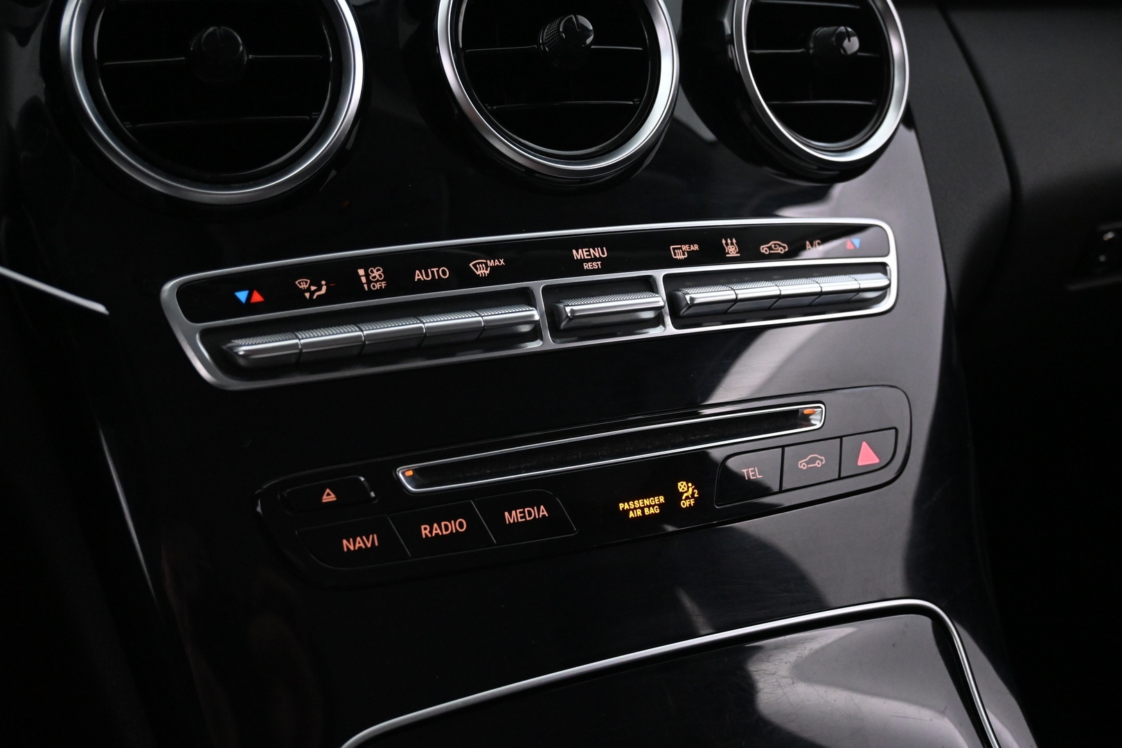 MERCEDES-BENZ C 2016