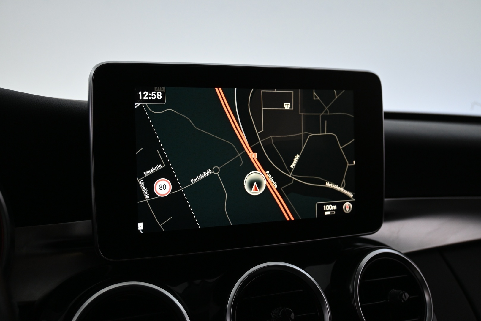 MERCEDES-BENZ C 2016