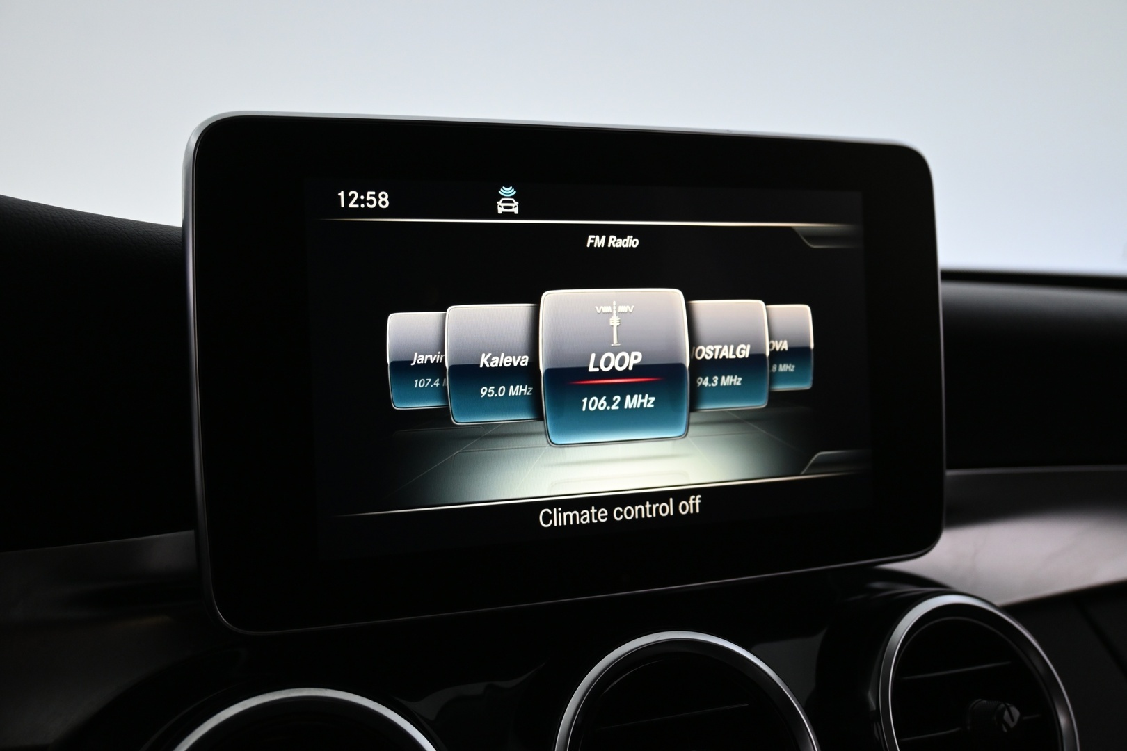 MERCEDES-BENZ C 2016