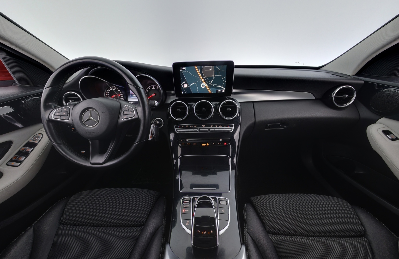 MERCEDES-BENZ C 2016