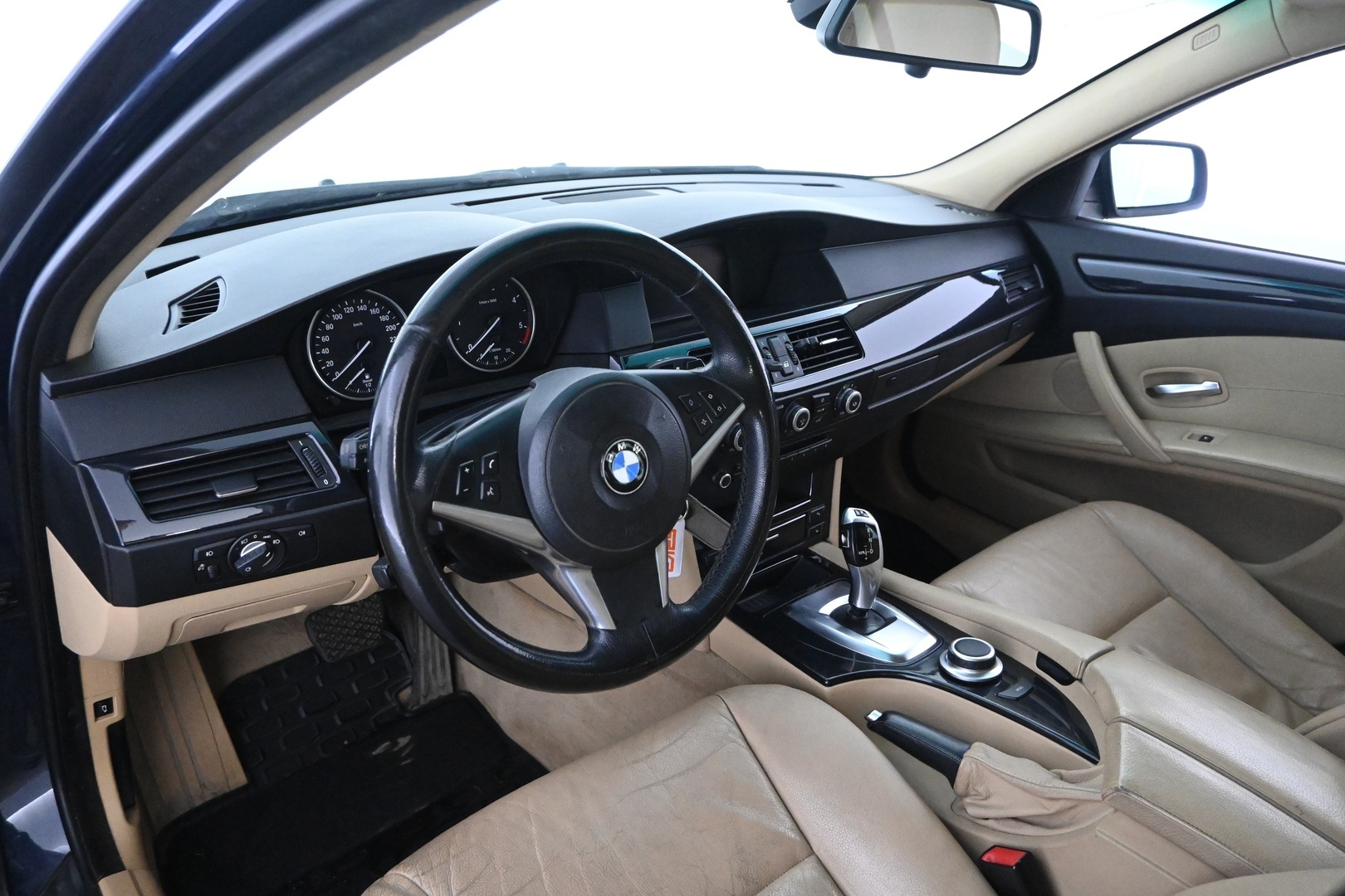 BMW 520 2008