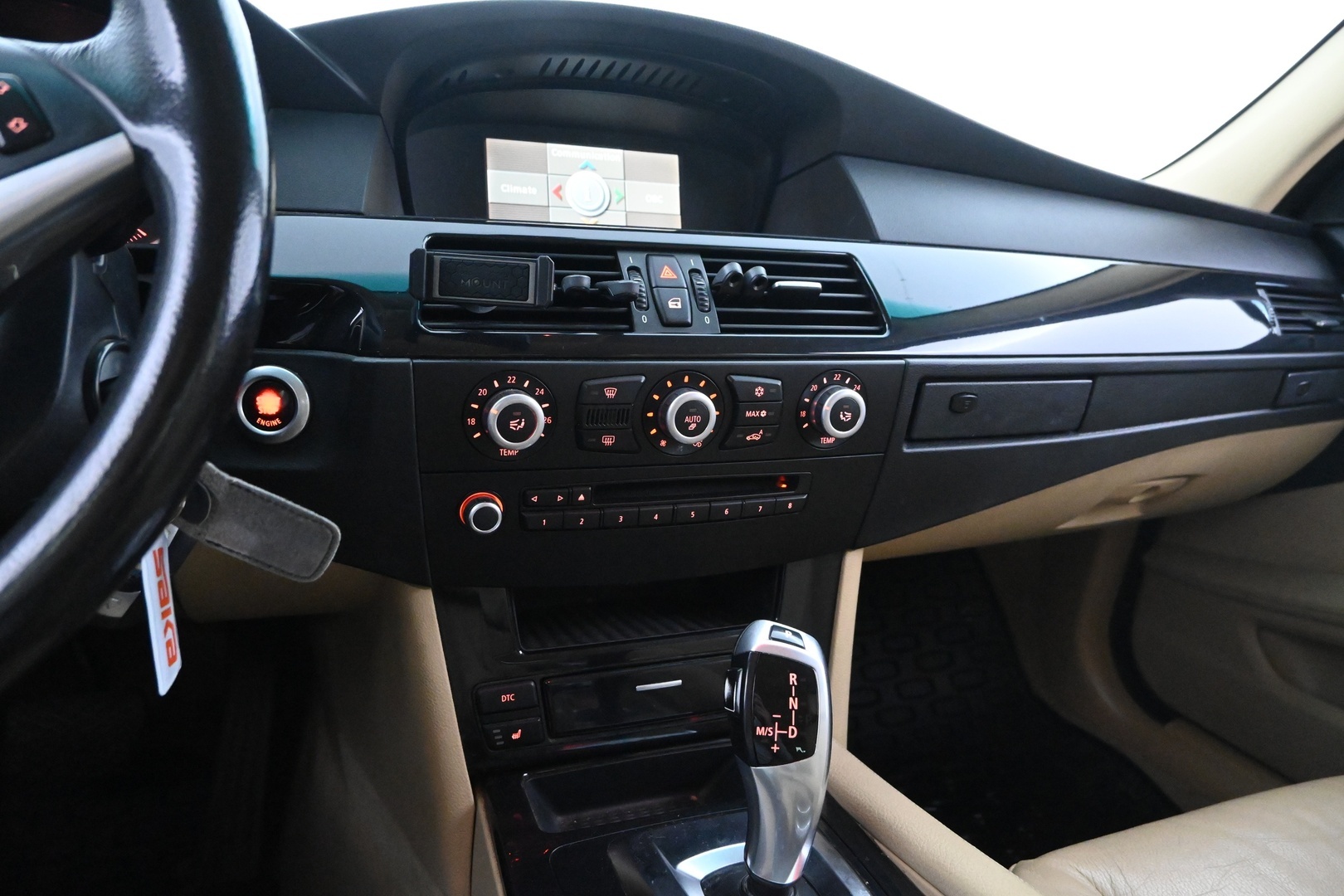 BMW 520 2008