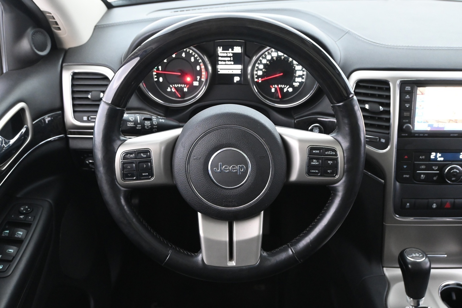 JEEP Grand Cherokee 2011