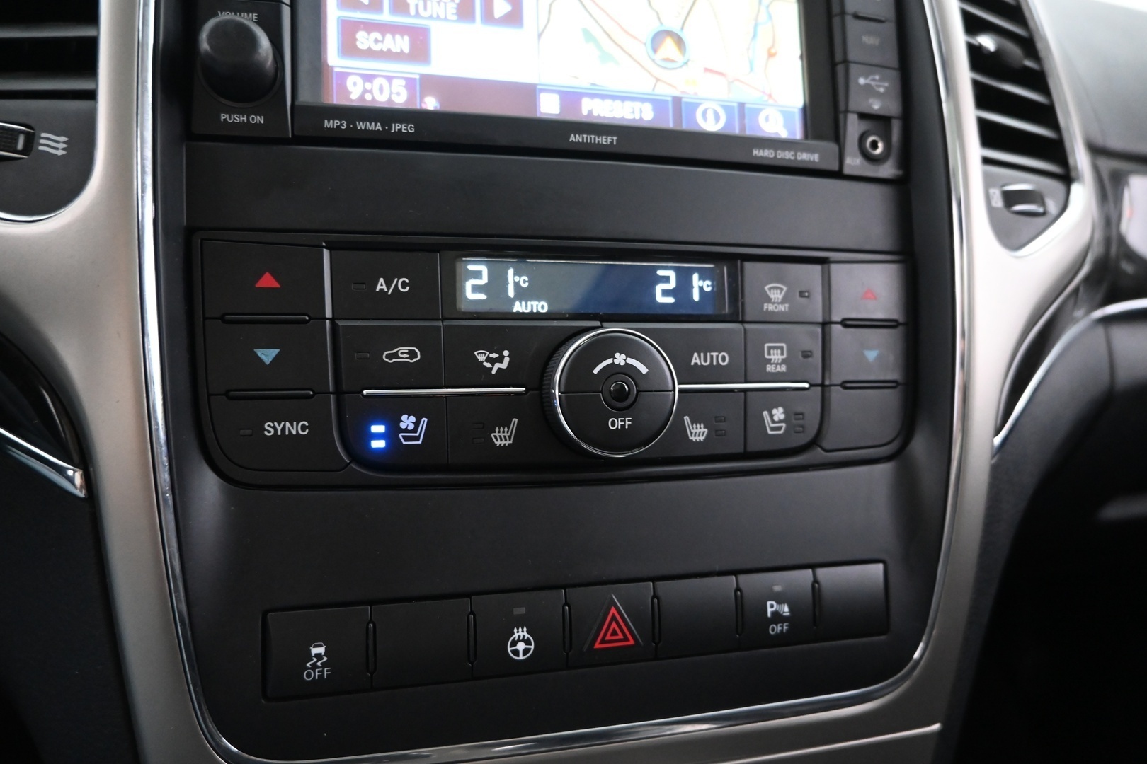 JEEP Grand Cherokee 2011