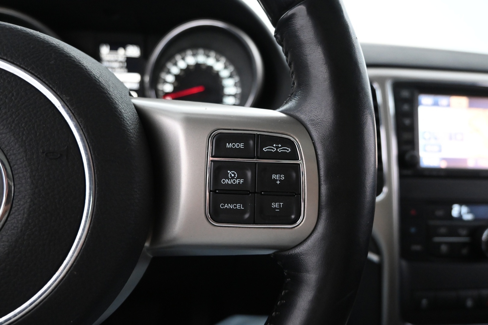 JEEP Grand Cherokee 2011