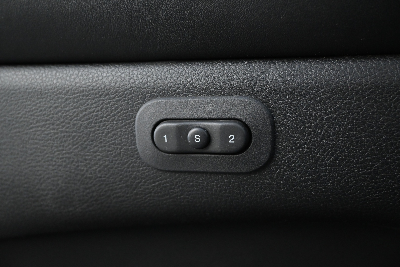 JEEP Grand Cherokee 2011