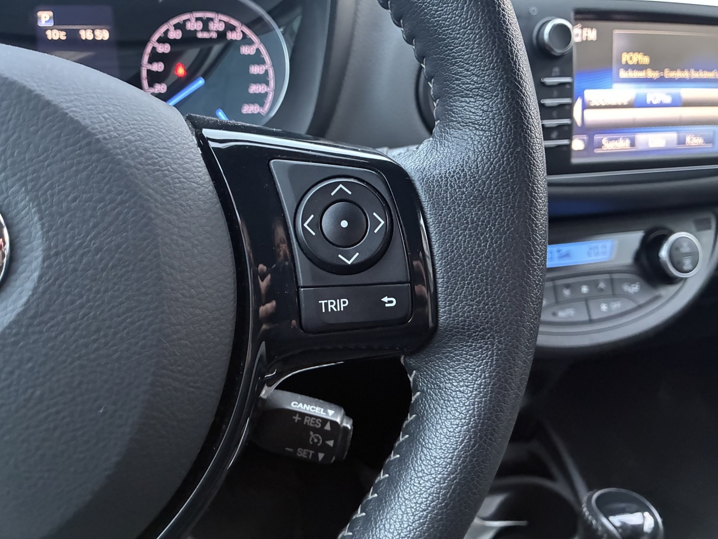 TOYOTA Yaris 2019