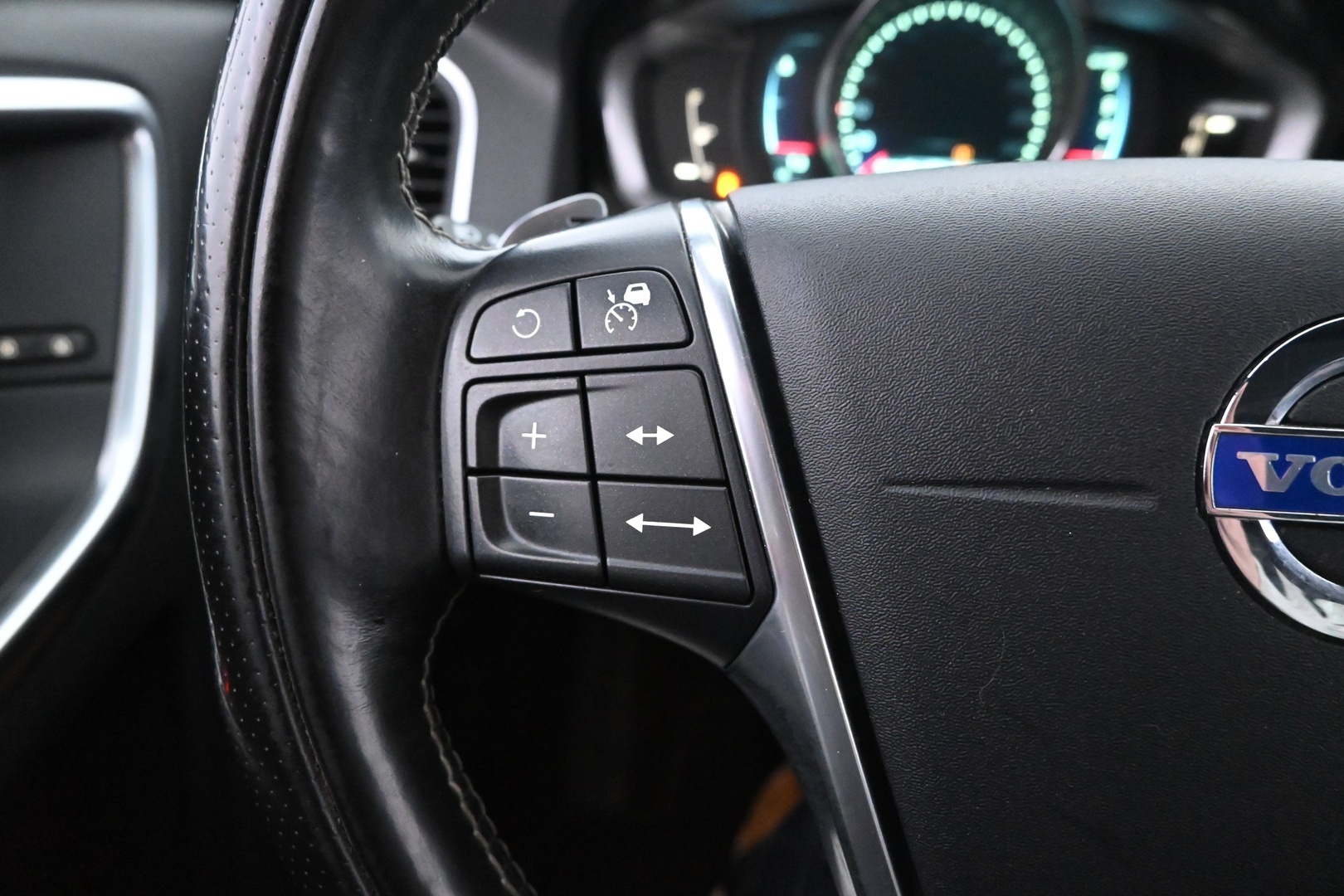 VOLVO XC60 2014
