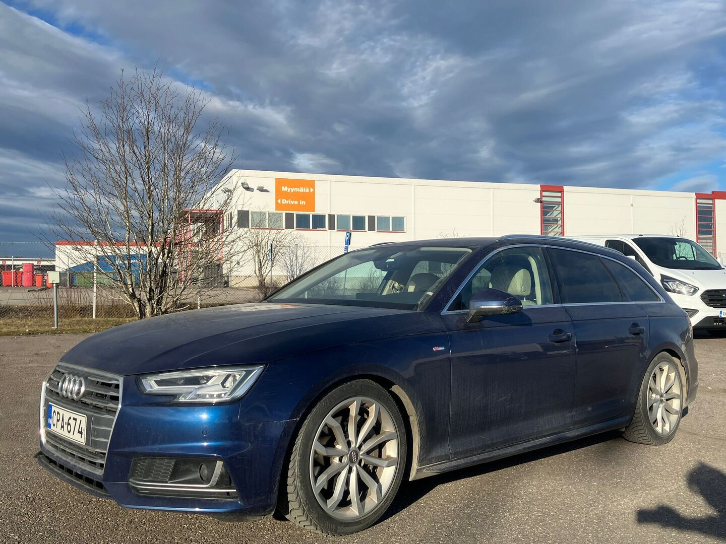 AUDI A4 2018