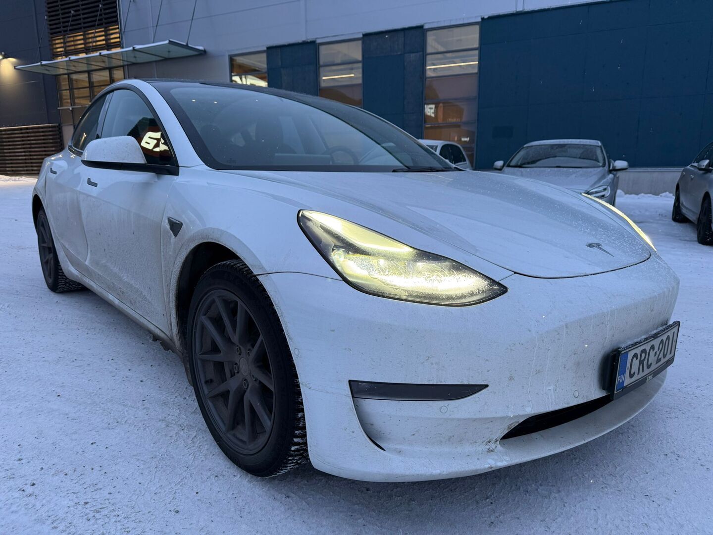 TESLA Model 3 2021
