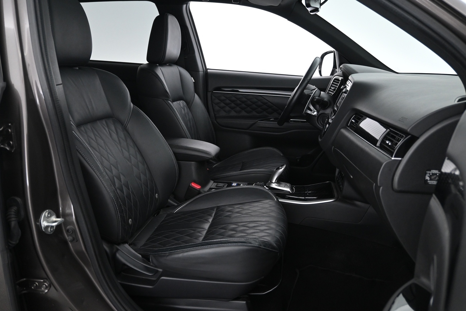 MITSUBISHI Outlander 2019
