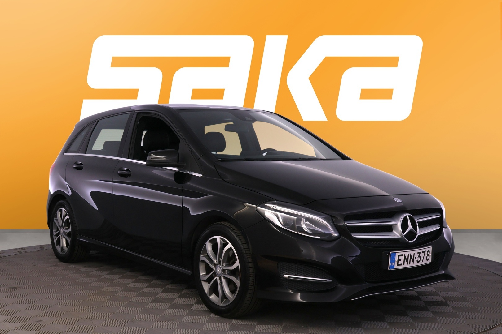 MERCEDES-BENZ B 2016
