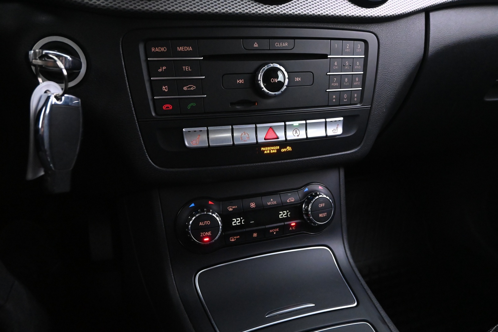 MERCEDES-BENZ B 2016