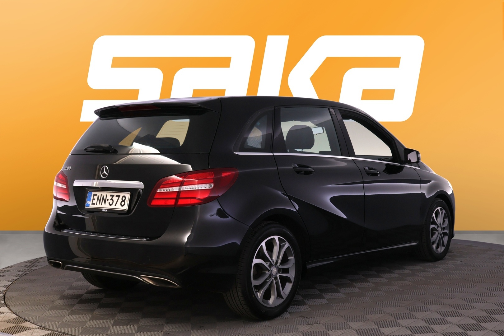 MERCEDES-BENZ B 2016
