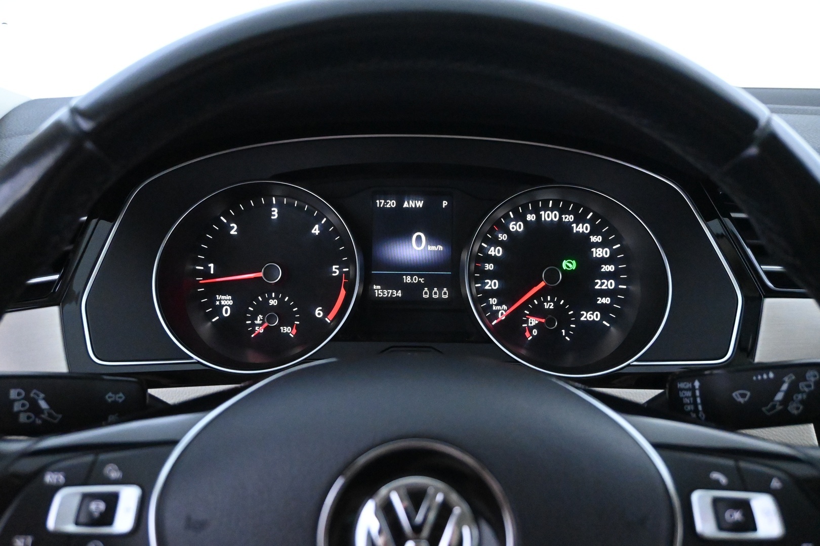 VOLKSWAGEN Passat 2017