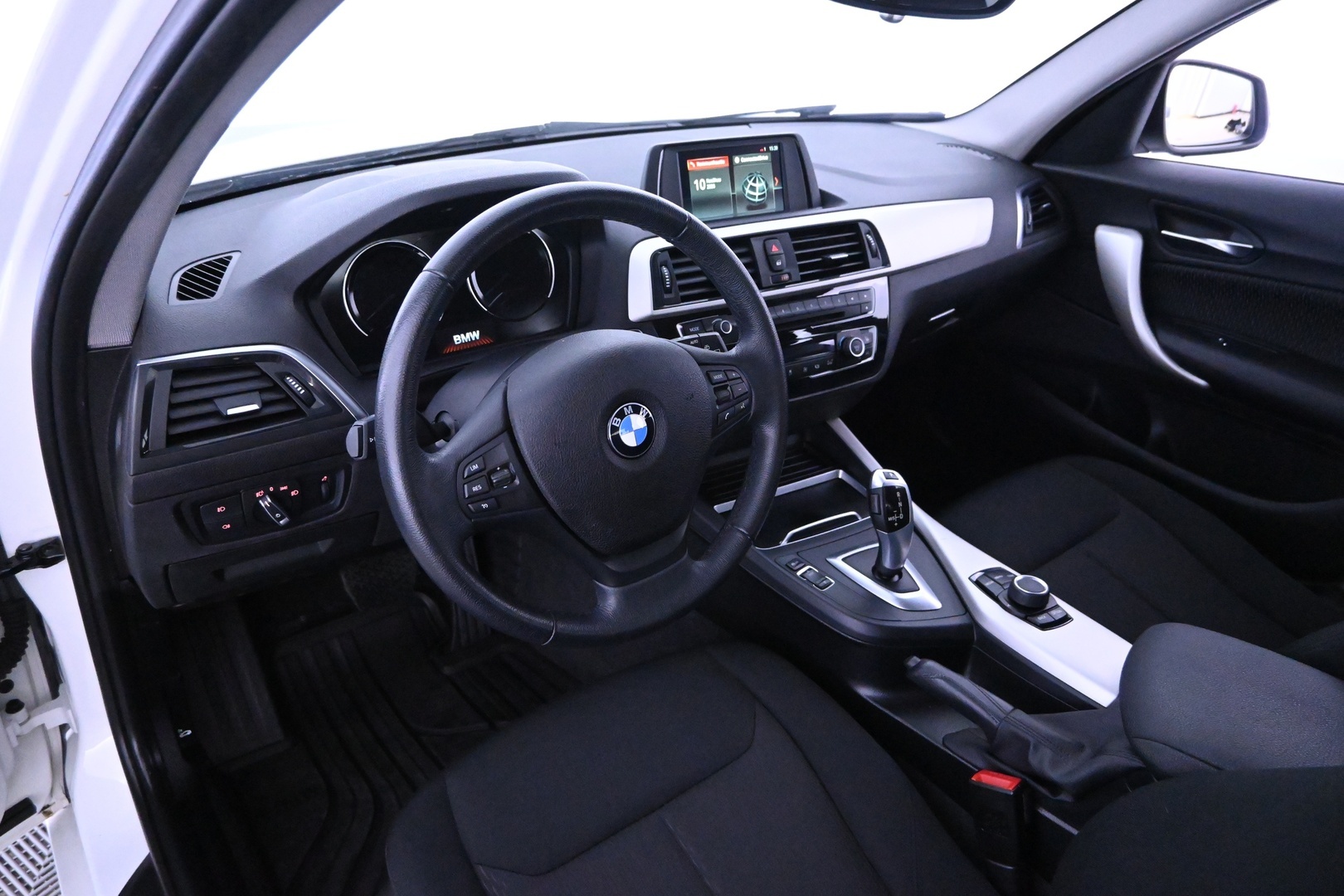 BMW 118 2018
