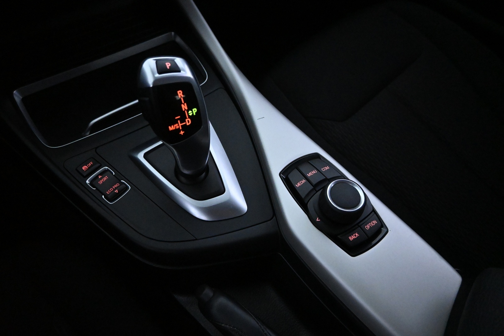 BMW 118 2018