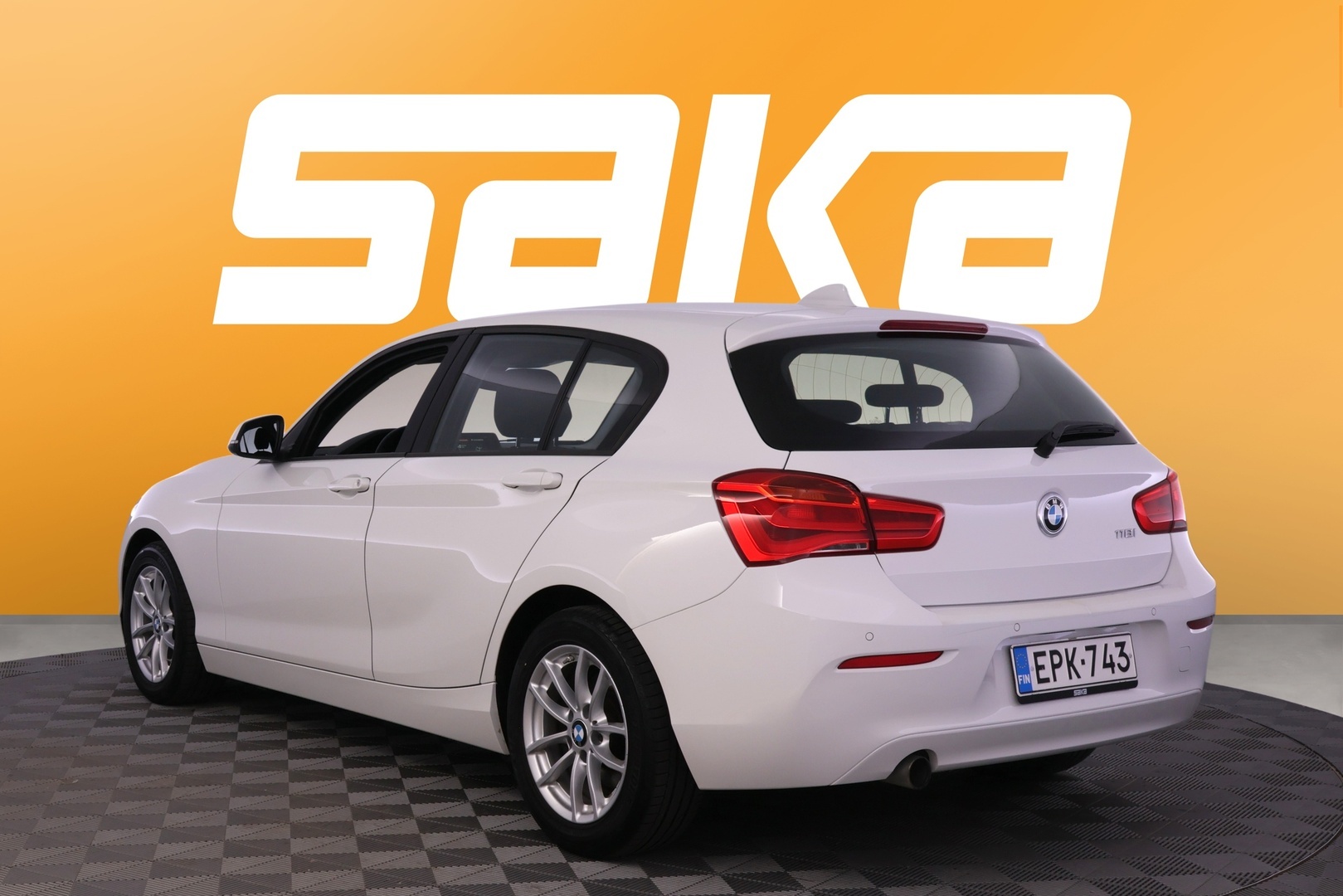 BMW 118 2018
