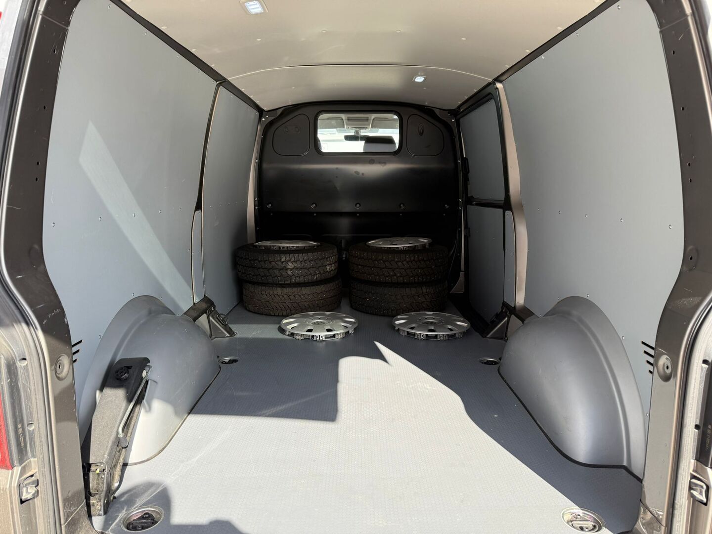 VOLKSWAGEN Transporter 2019