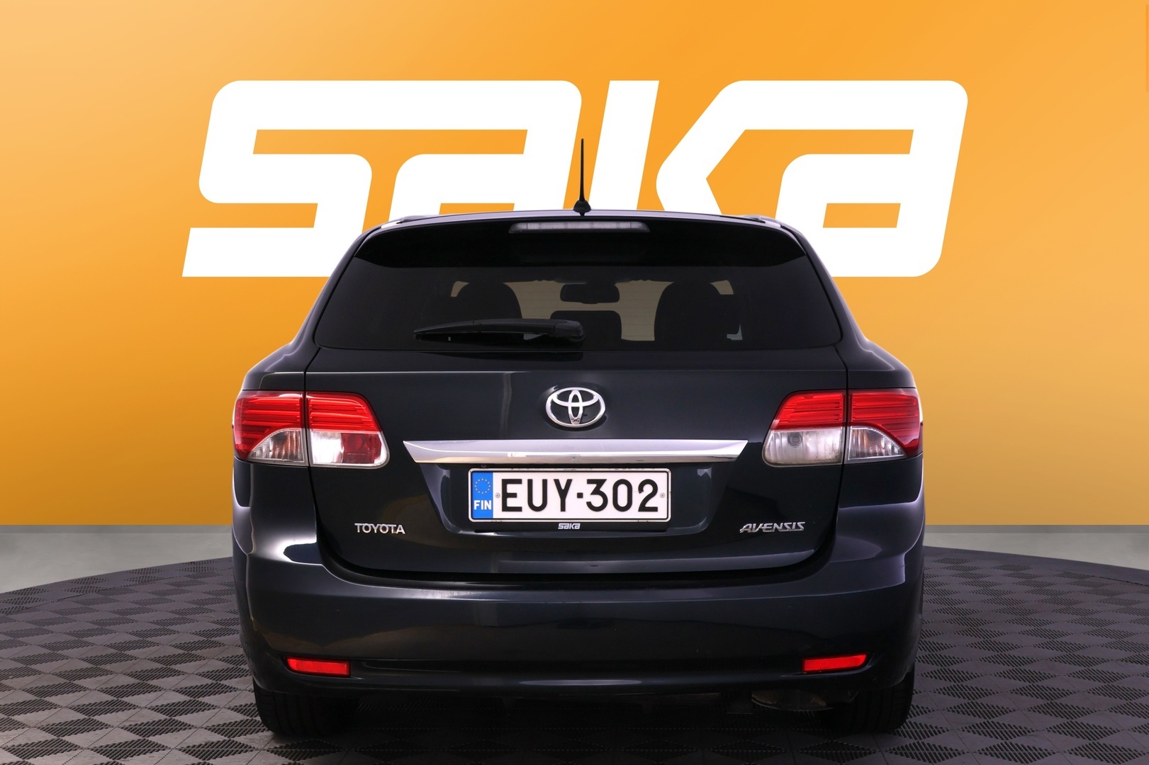 TOYOTA Avensis 2012