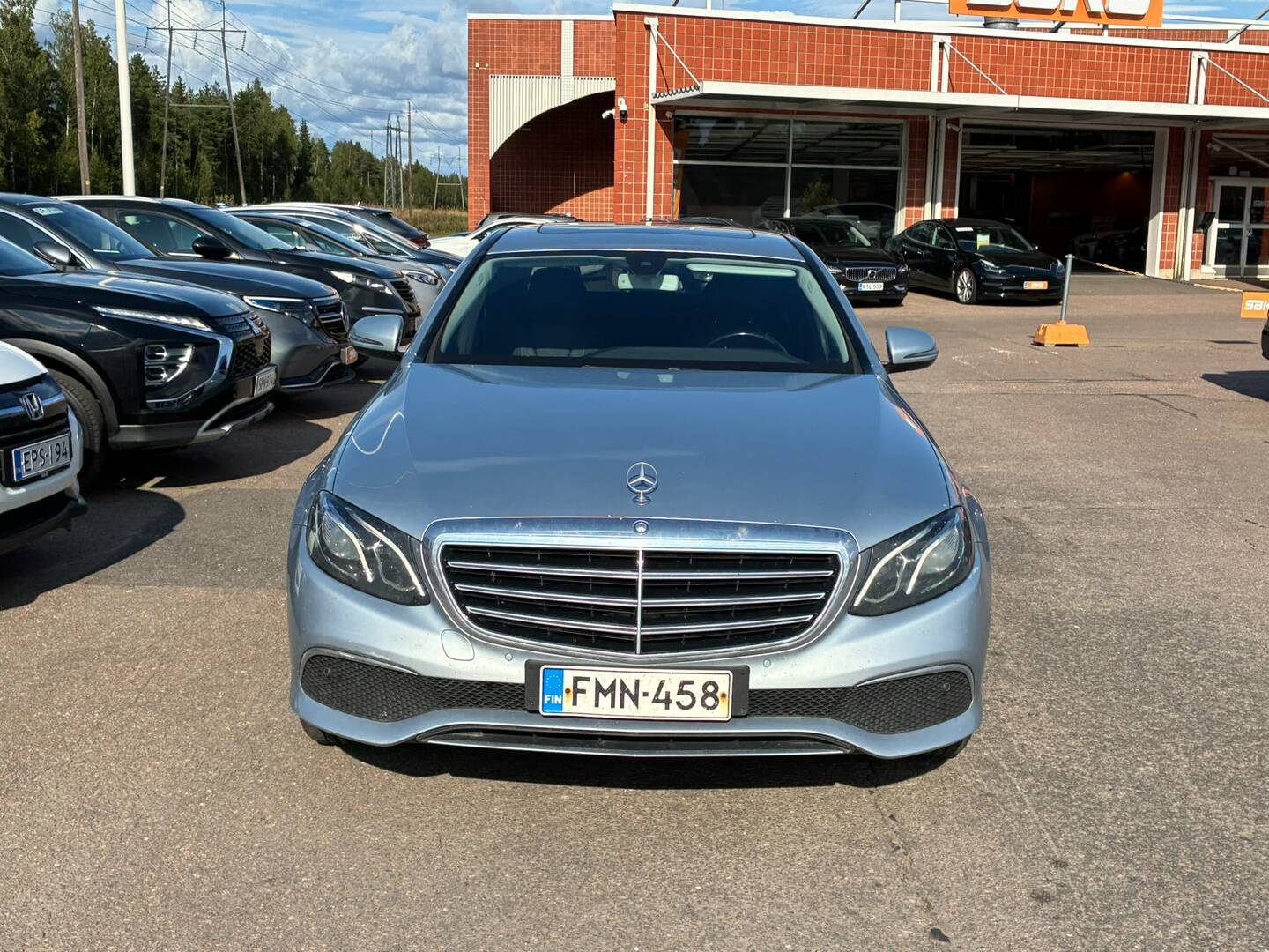MERCEDES-BENZ E 2017