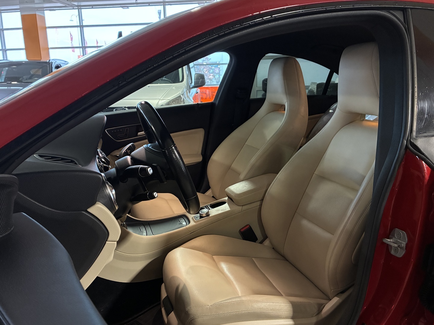 MERCEDES-BENZ CLA 2014