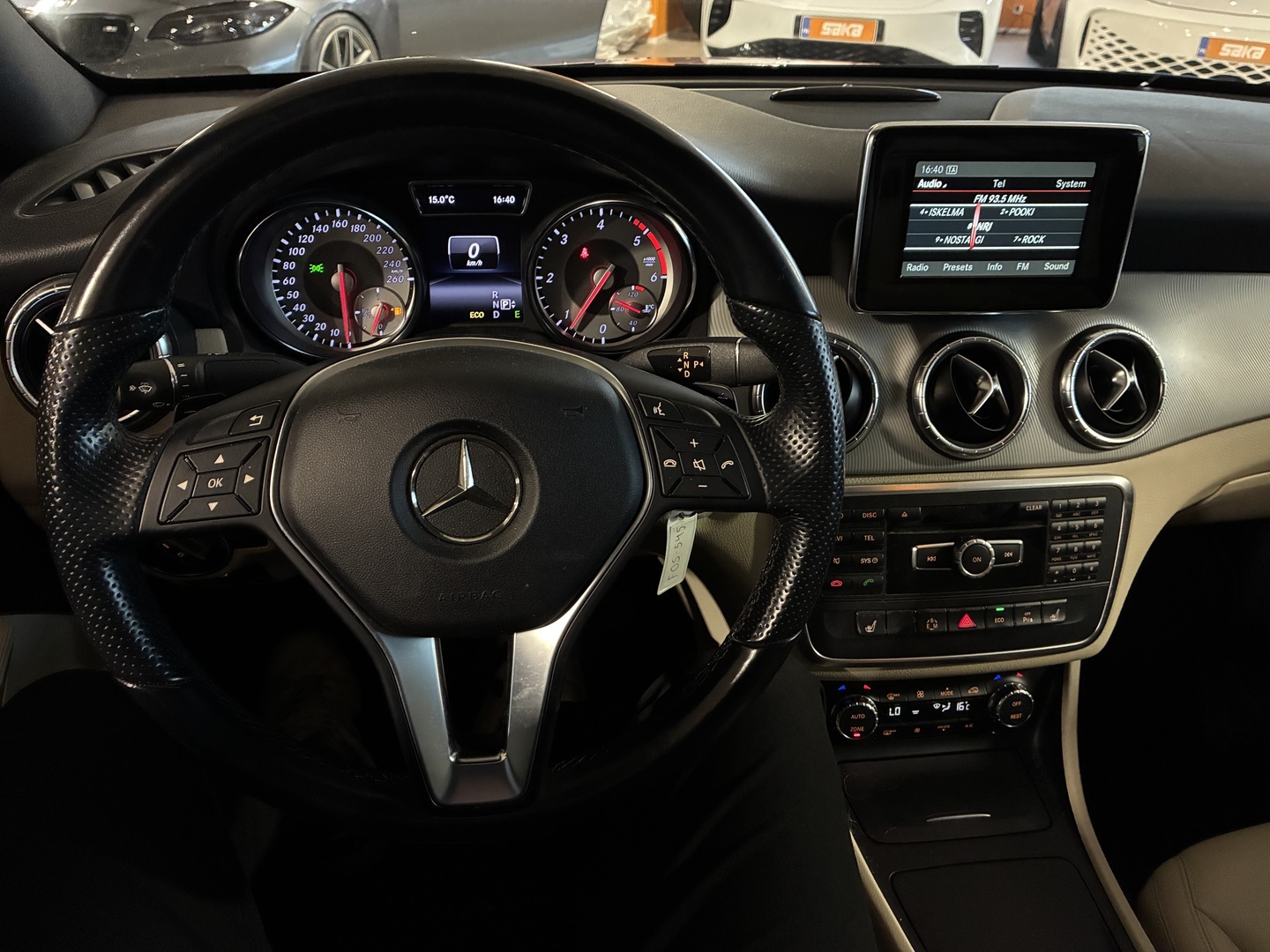 MERCEDES-BENZ CLA 2014