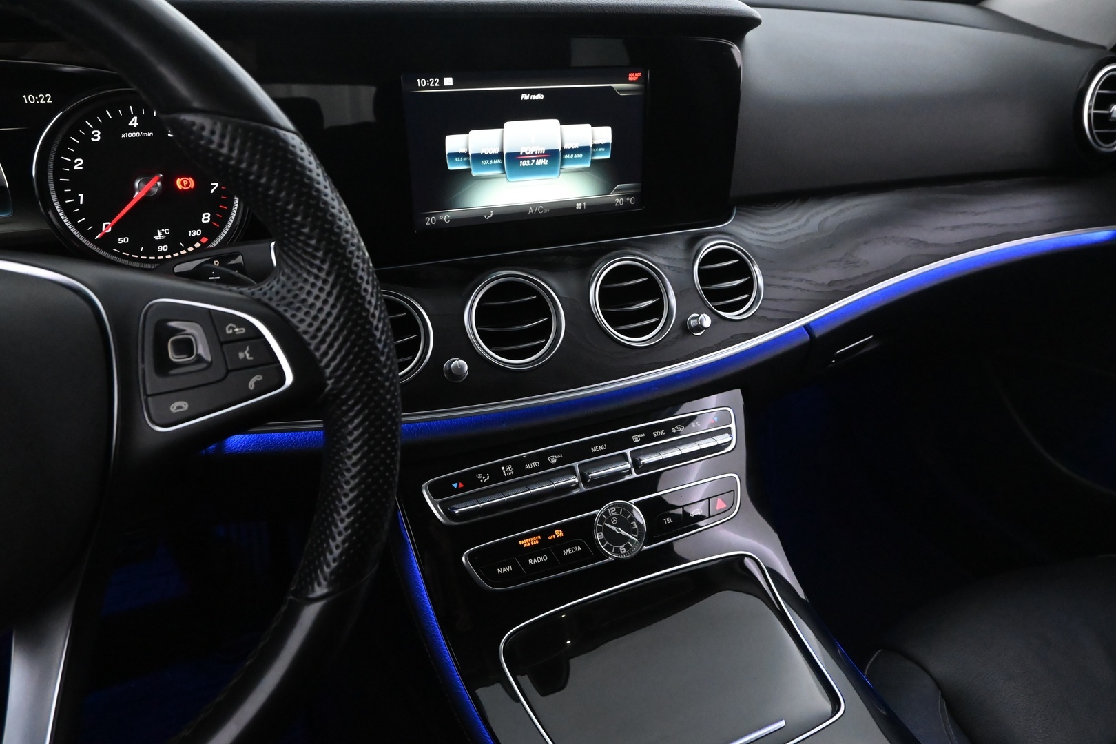 MERCEDES-BENZ E 2017